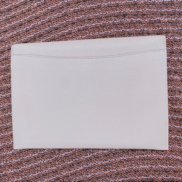 BURBERRY D-ring Leather Pouch With Coin Case - Picture 5 of 16